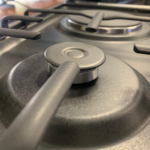Cuisinière Enduro 4 Feux 60X60 3F A Gaz 1F Électrique + Four A Gaz AFS6031G – Image 5